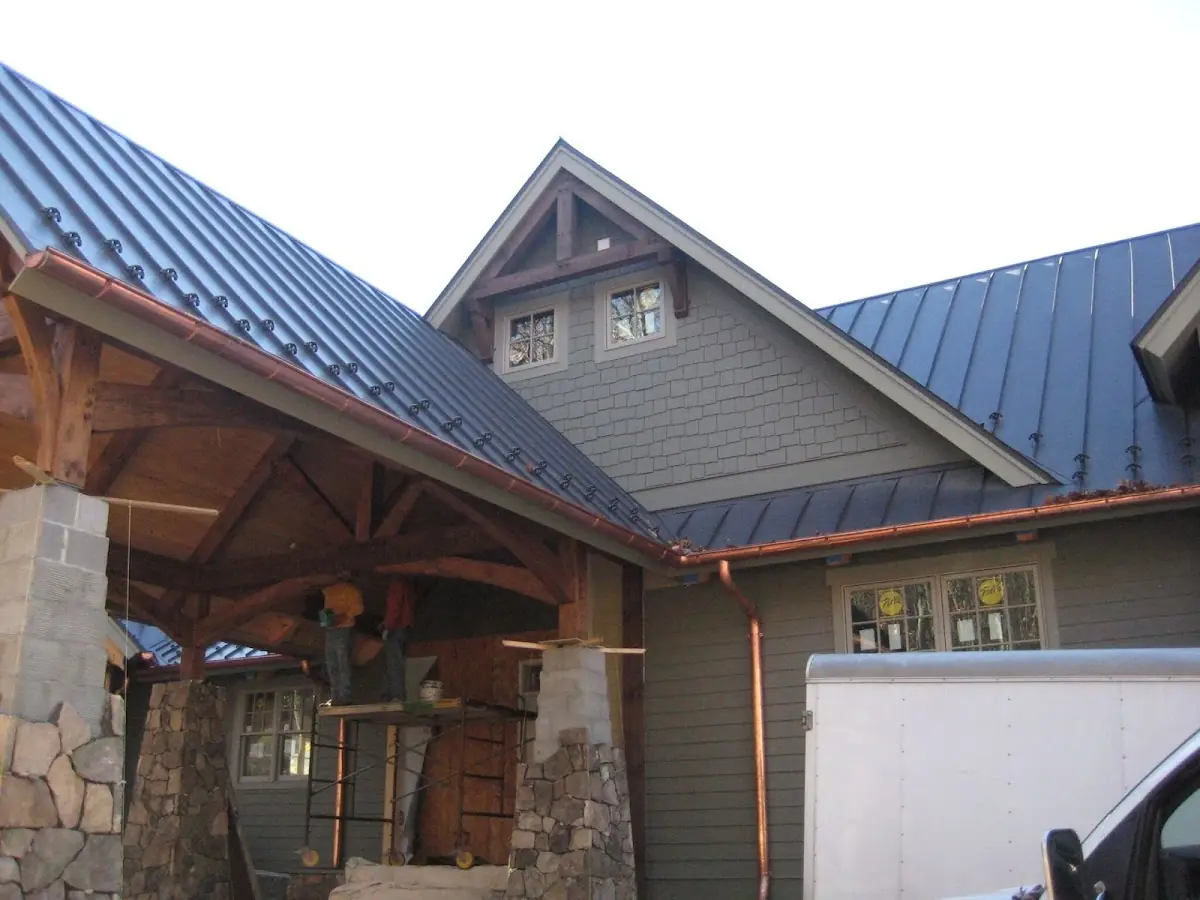 Craftsman Roofing team delivering quality roofing work in Sun Gate